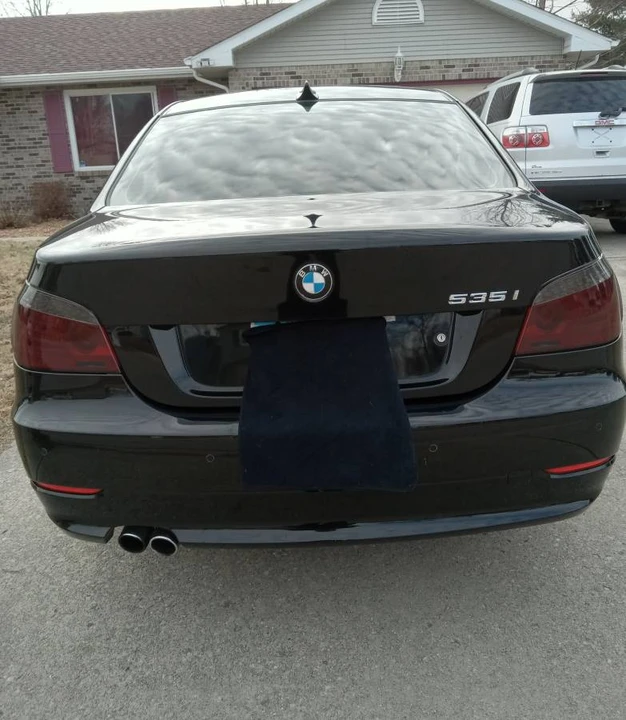 2010 BMW 5 Series - Image 3 of 8