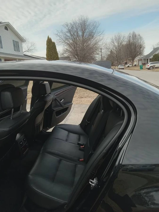 2010 BMW 5 Series - Image 7 of 8