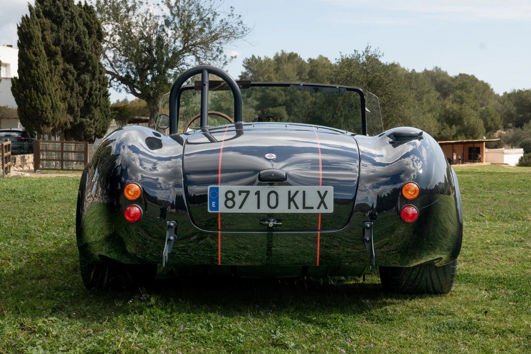 2012 Shelby Cobra Replica - Image 5 of 31