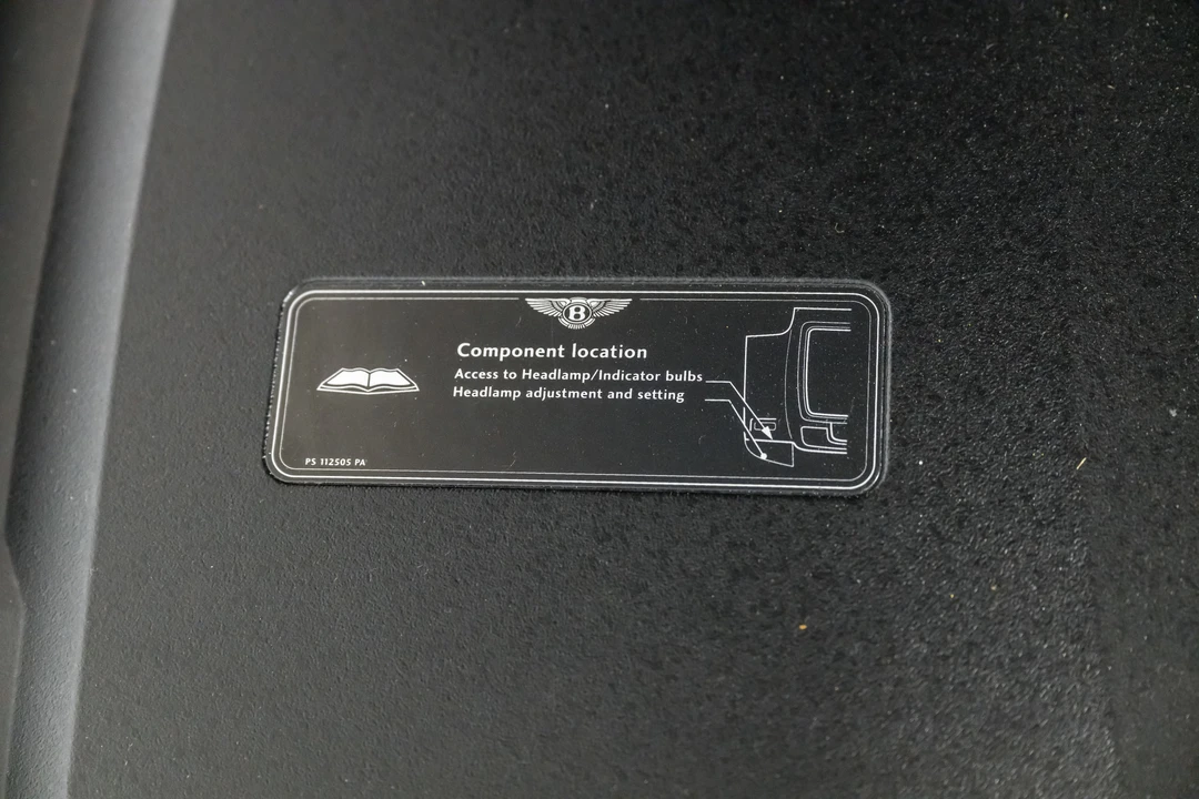 2010 Bentley Azure 2nd Gen - Image 27 of 31