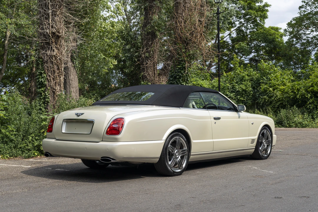 2010 Bentley Azure 2nd Gen - Image 5 of 31