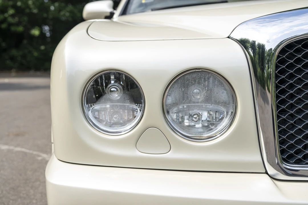 2010 Bentley Azure 2nd Gen - Image 20 of 31