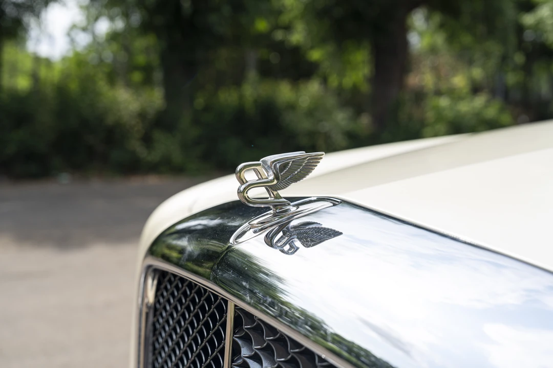 2010 Bentley Azure 2nd Gen - Image 27 of 31