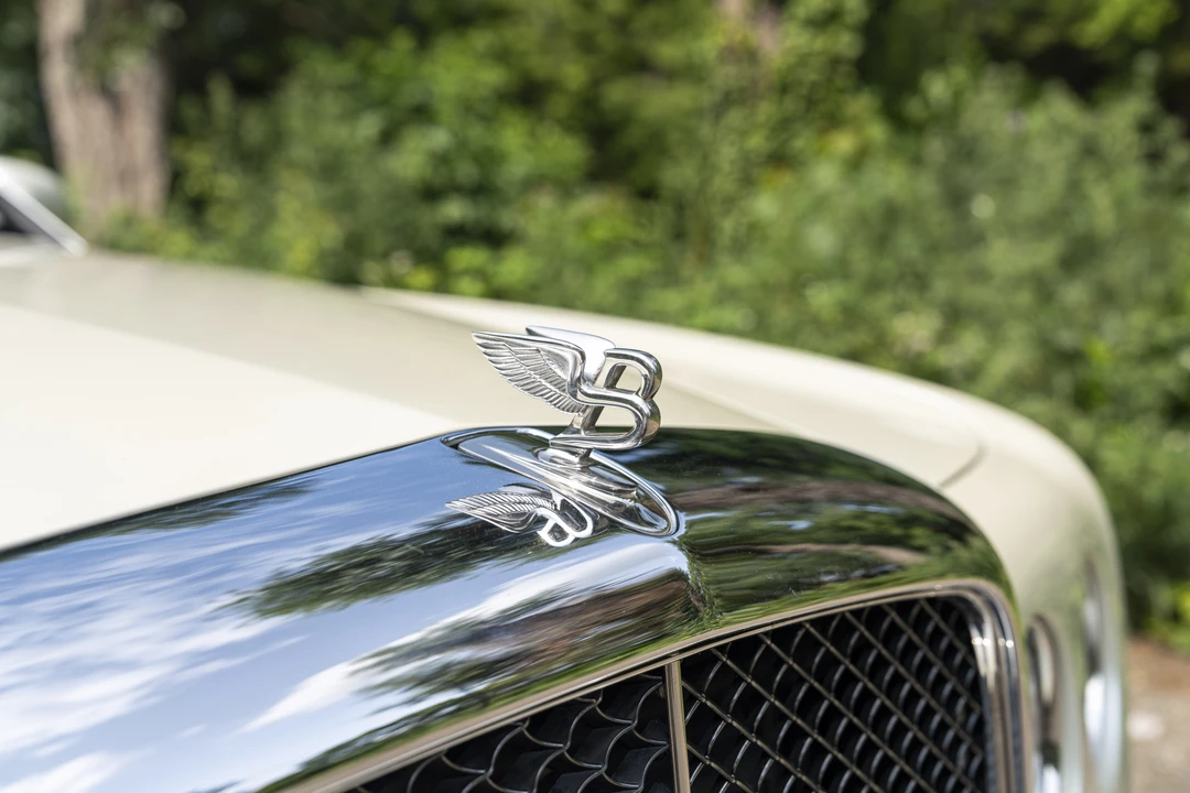 2010 Bentley Azure 2nd Gen - Image 28 of 31