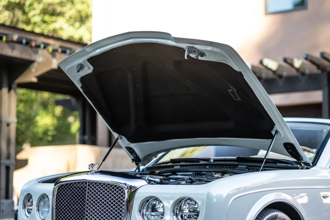 2010 Bentley Azure 2nd Gen - Image 6 of 31