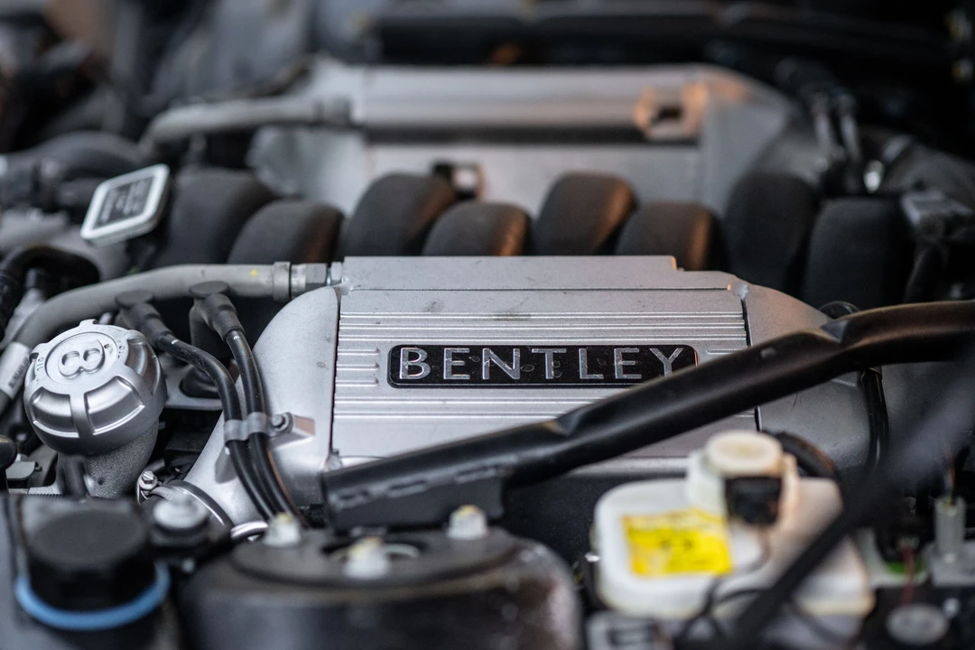2010 Bentley Azure 2nd Gen - Image 8 of 31