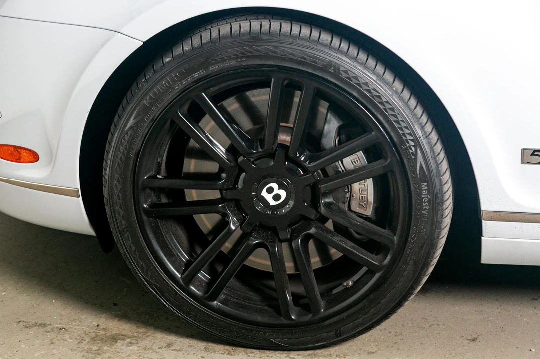 2010 Bentley Continental GT 1st Gen - Image 17 of 21