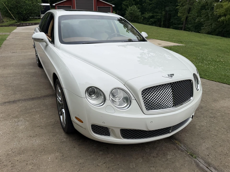 2010 Bentley Continental Flying Spur - Image 14 of 31