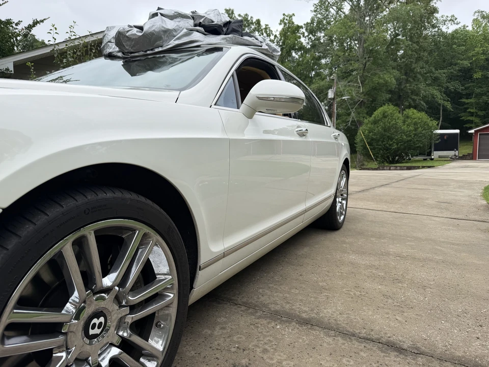 2010 Bentley Continental Flying Spur - Image 23 of 31