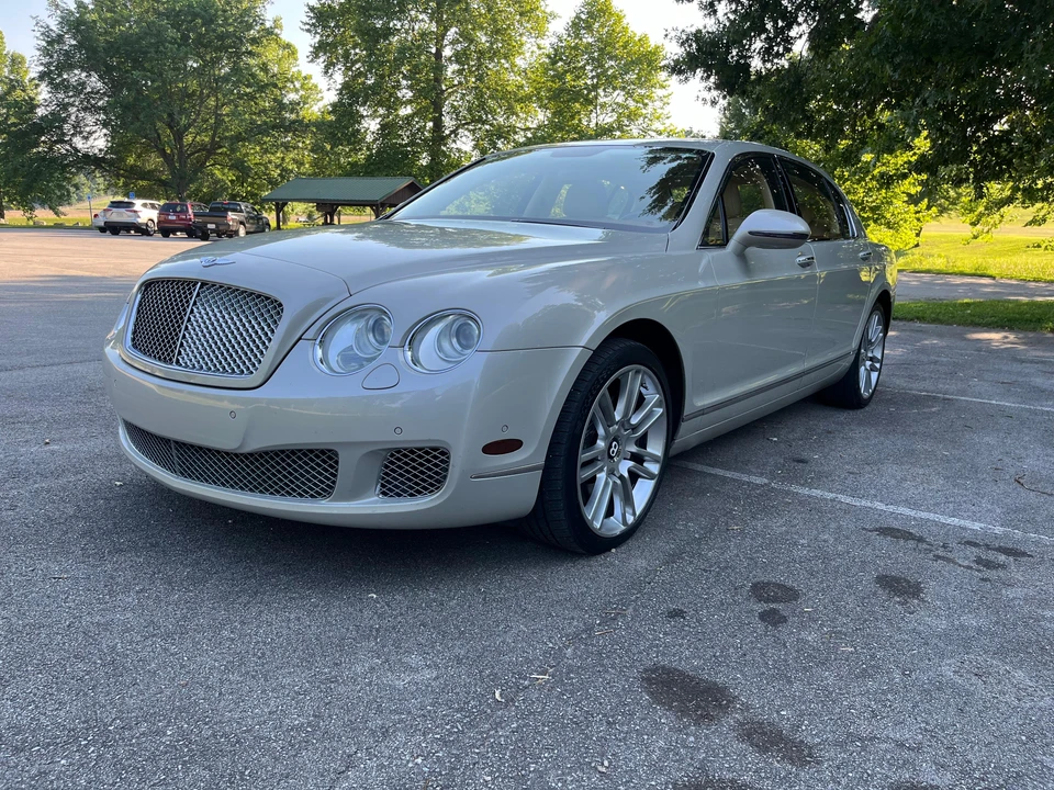 2010 Bentley Continental Flying Spur - Image 11 of 31