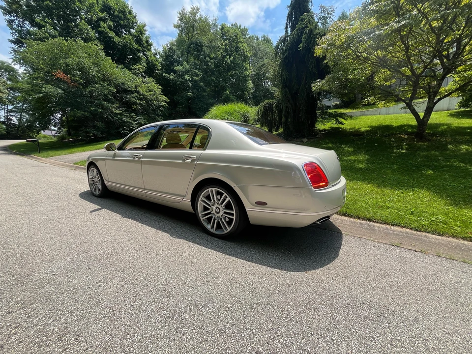 2010 Bentley Continental Flying Spur - Image 14 of 31