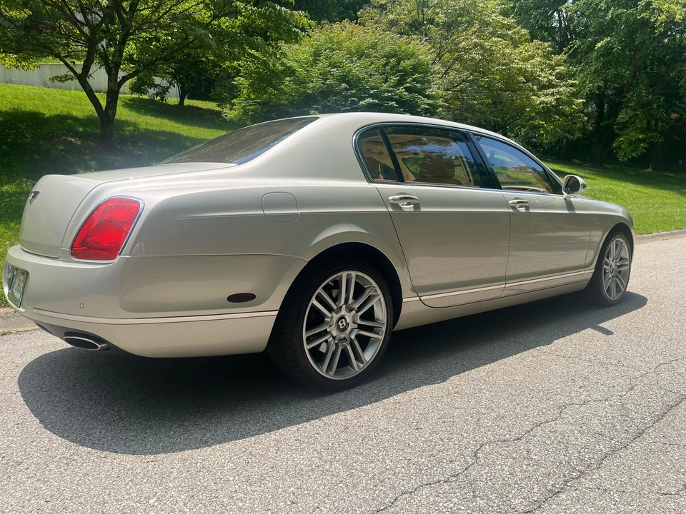 2010 Bentley Continental Flying Spur - Image 31 of 31