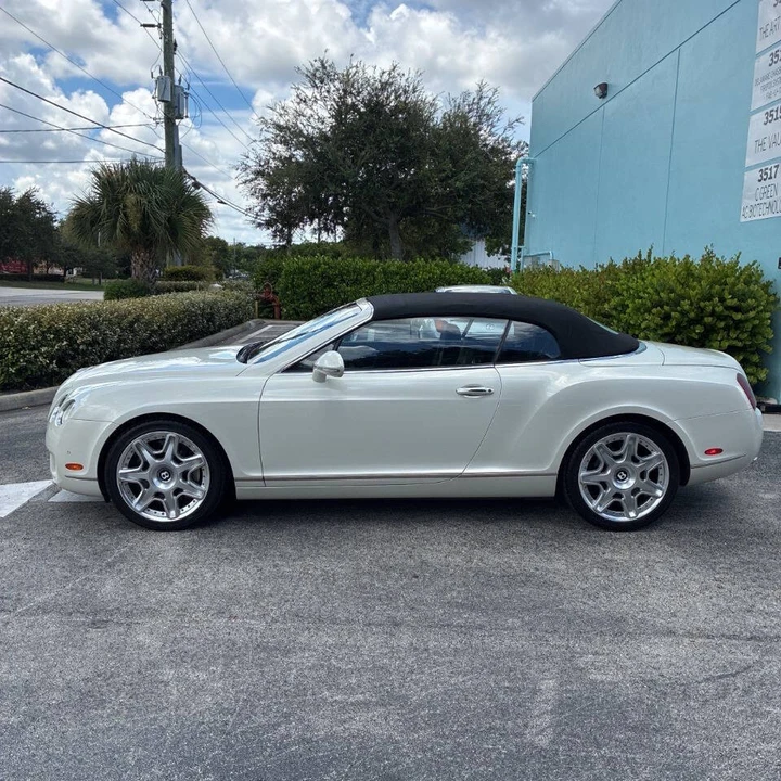 2010 Bentley Continental GTC - Image 9 of 17