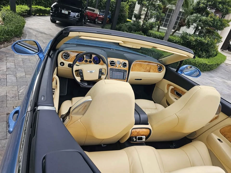 2010 Bentley Continental GTC - Image 9 of 17