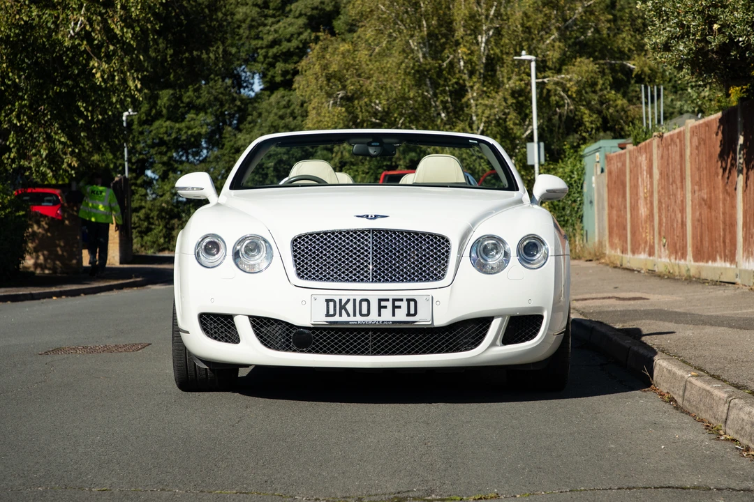 2010 Bentley Continental GTC - Image 2 of 31