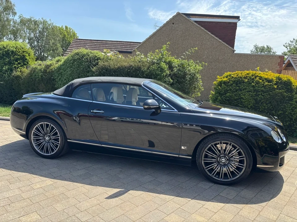2010 Bentley Continental GTC - Image 19 of 31