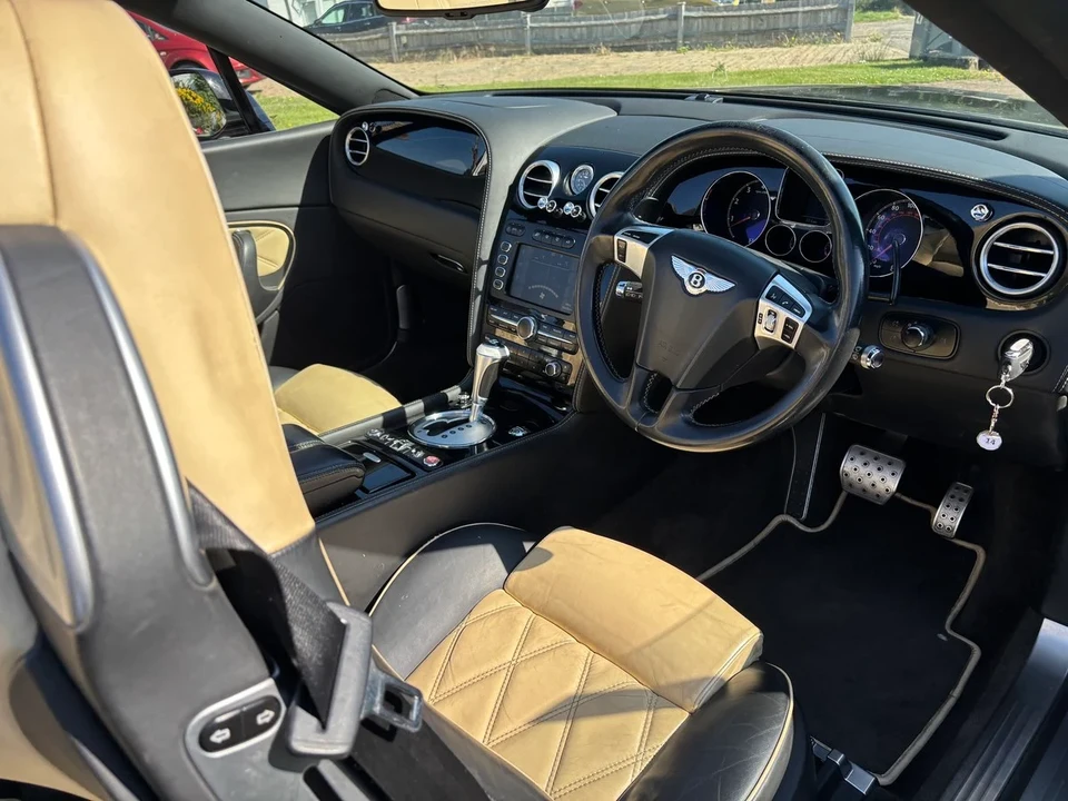 2010 Bentley Continental GTC - Image 29 of 31