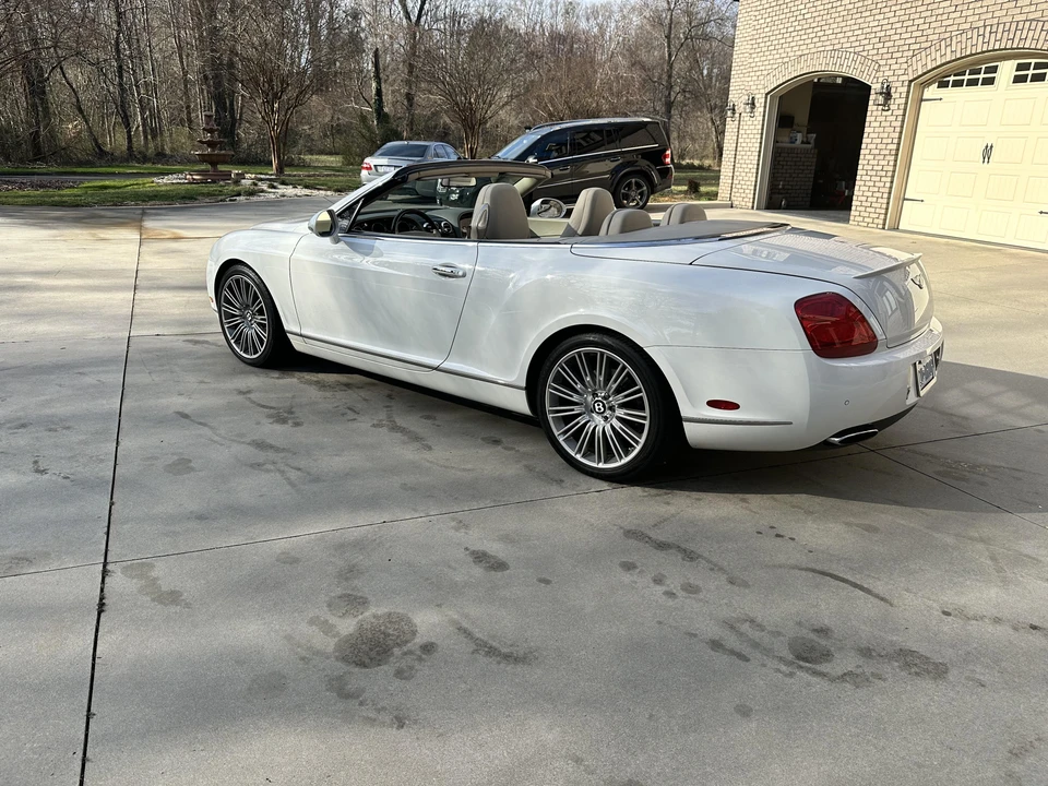 2010 Bentley Continental GTC - Image 9 of 31