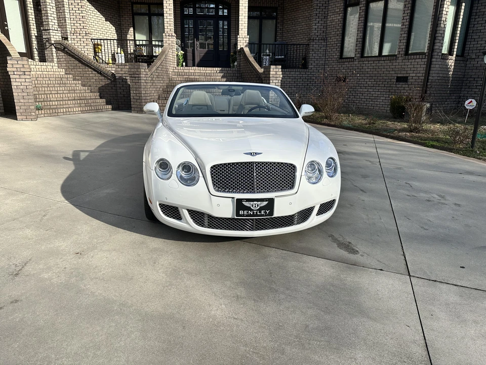 2010 Bentley Continental GTC - Image 19 of 31