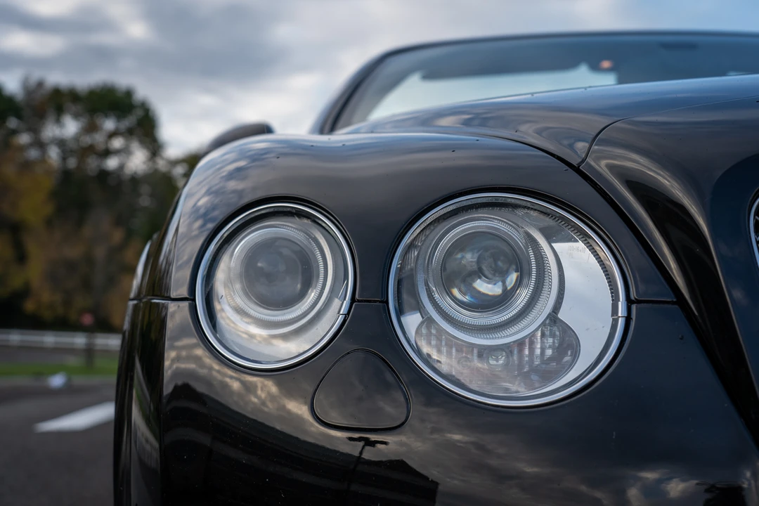 2010 Bentley Continental GTC - Image 30 of 31
