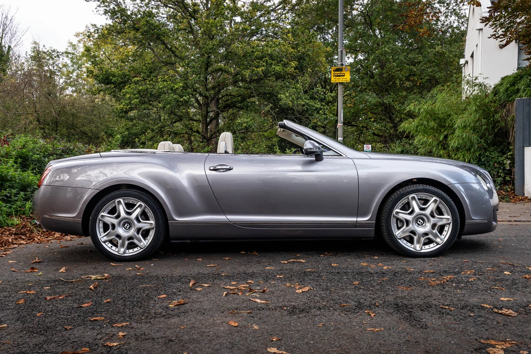 2010 Bentley Continental GTC - Image 23 of 31