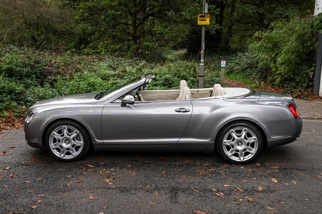 2010 Bentley Continental GTC - Image 13 of 31