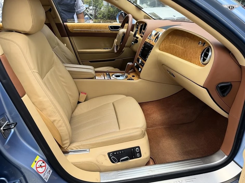 2010 Bentley Continental GT 1st Gen - Image 21 of 31