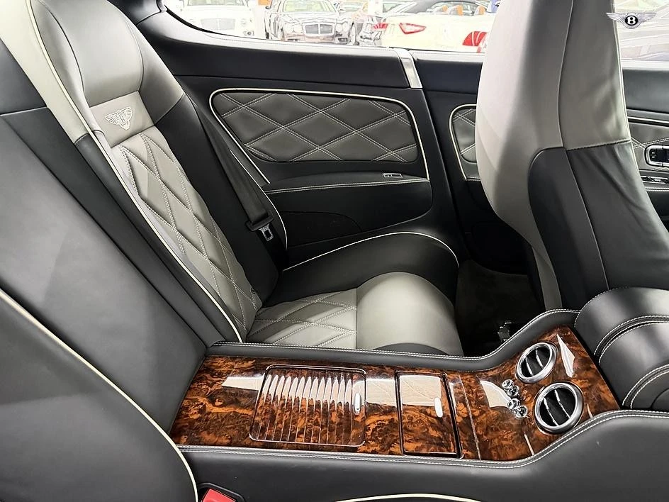 2010 Bentley Continental GT 1st Gen - Image 18 of 31