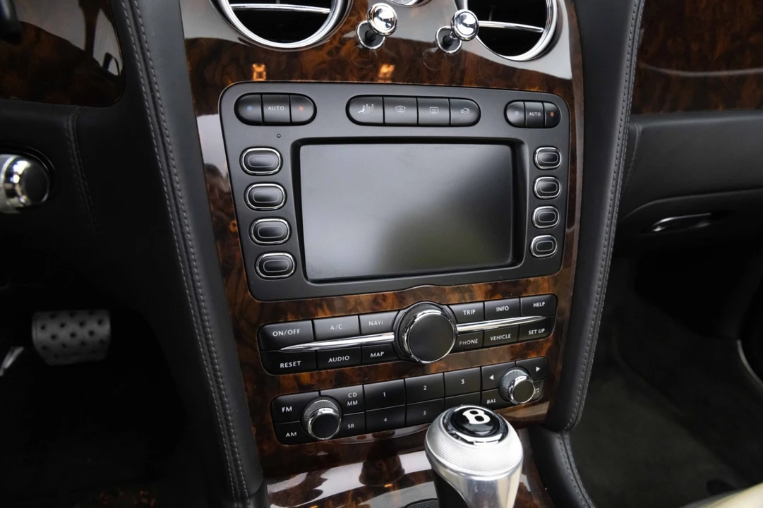 2010 Bentley Continental GT 1st Gen - Image 26 of 31