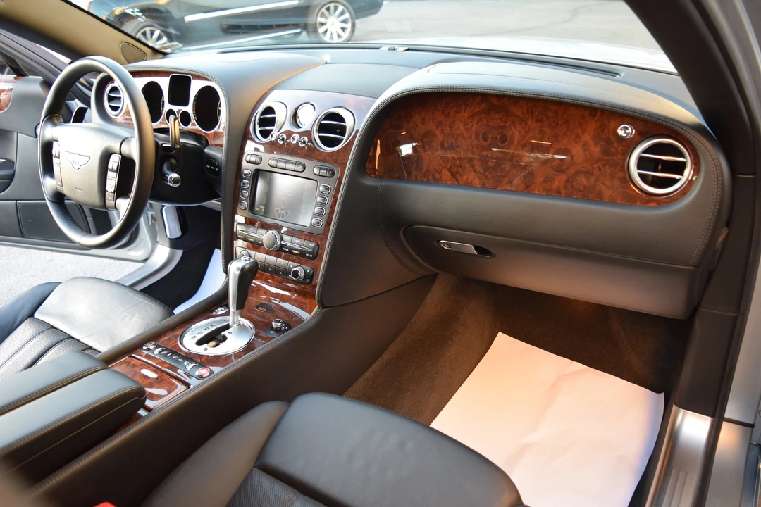 2010 Bentley Continental Flying Spur - Image 19 of 21