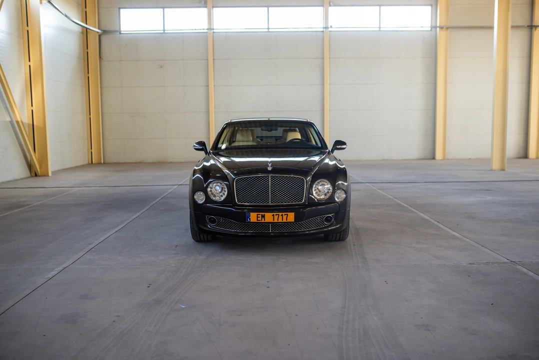 2010 Bentley Mulsanne 2nd Gen - Image 2 of 31