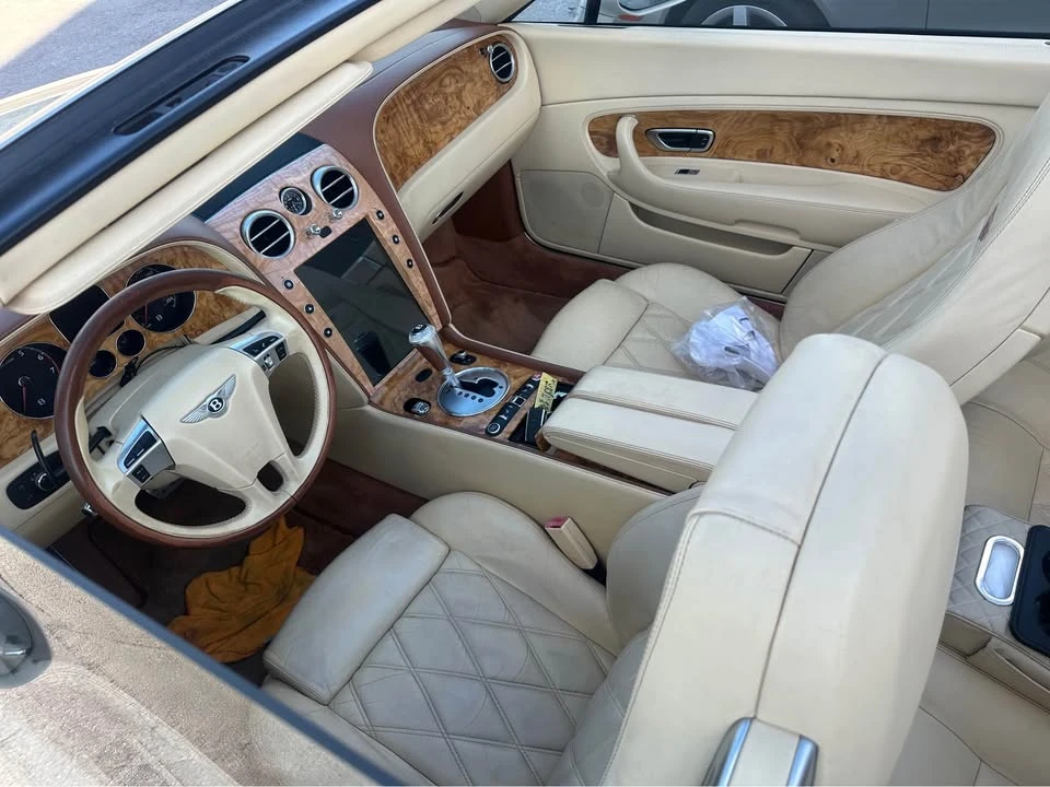 2010 Bentley Continental GTC - Image 5 of 8