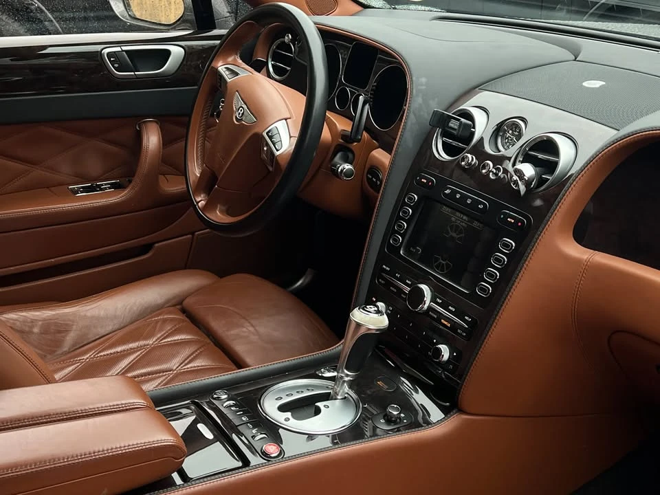2010 Bentley Continental Flying Spur - Image 9 of 14