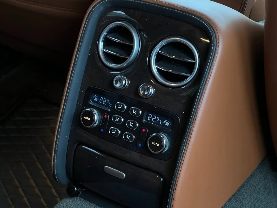 2010 Bentley Continental Flying Spur - Image 13 of 14
