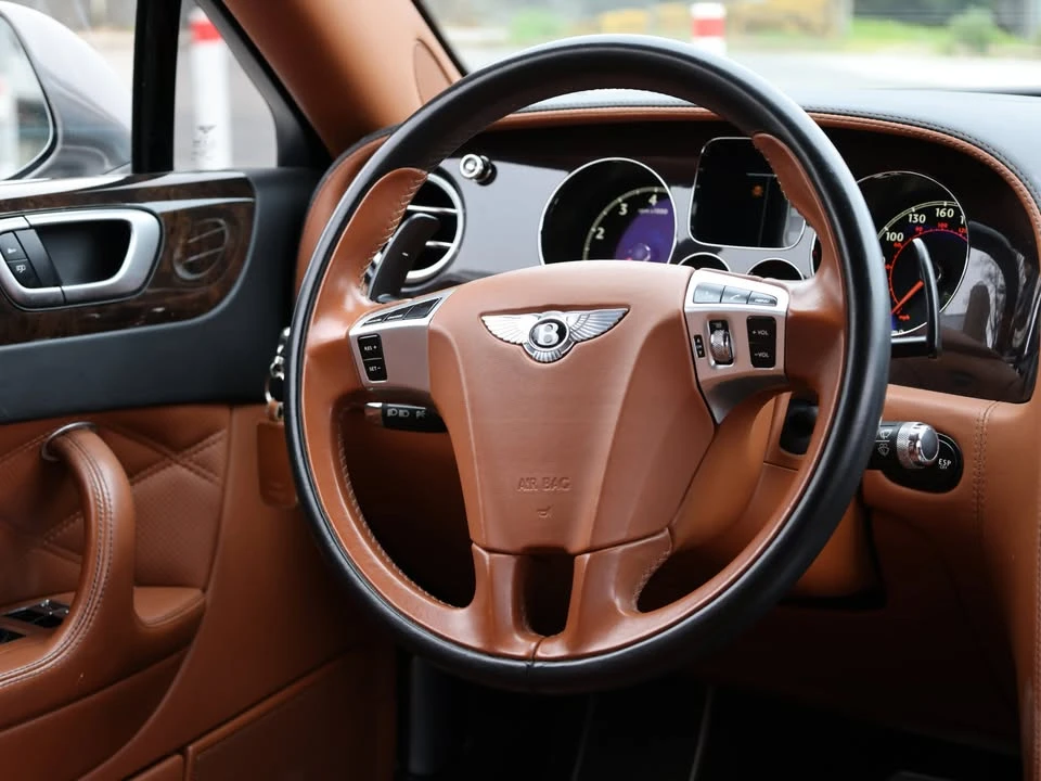 2010 Bentley Continental Flying Spur - Image 16 of 20