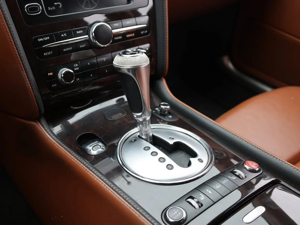2010 Bentley Continental Flying Spur - Image 9 of 14