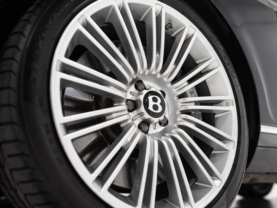 2010 Bentley Continental GT Speed 1st Gen - Image 14 of 20
