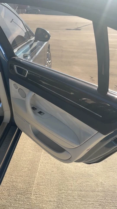 2010 Bentley Continental Flying Spur - Image 7 of 10