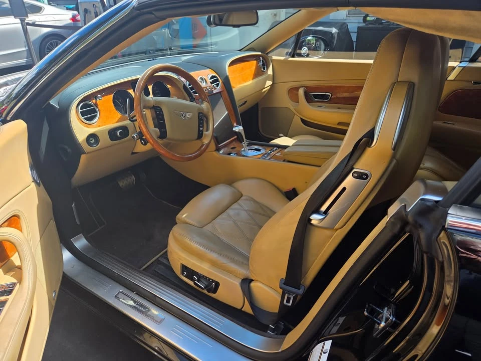 2010 Bentley Continental - Image 8 of 10