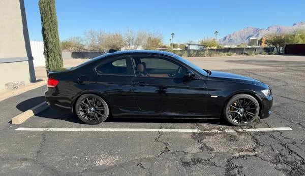2010 BMW 3 Series - Image 3 of 11