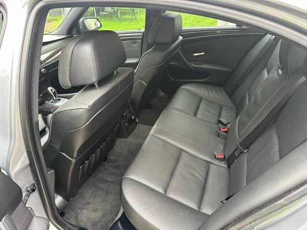 2010 BMW E60 545i & 550i Sedan - Image 9 of 11