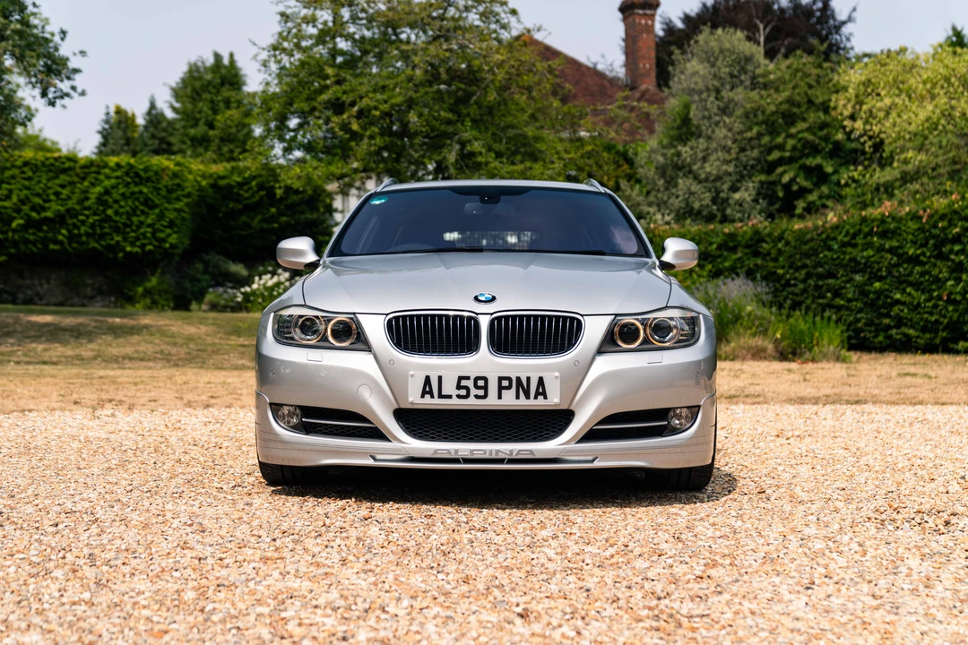 2010 BMW Alpina B3 - Image 2 of 31