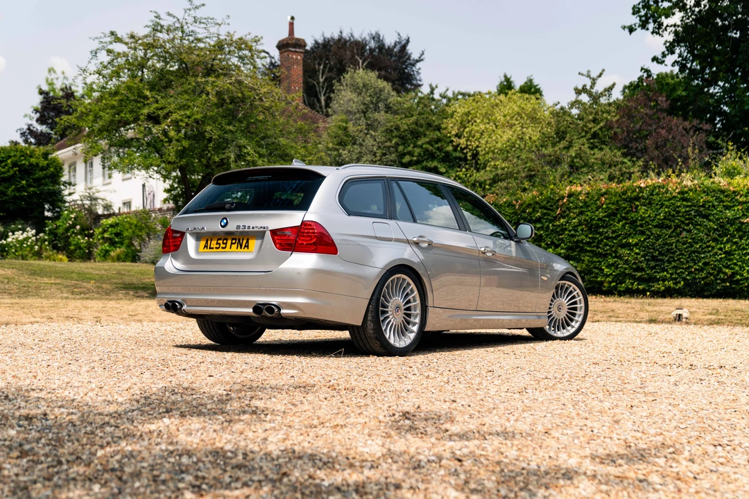 2010 BMW Alpina B3 - Image 14 of 31