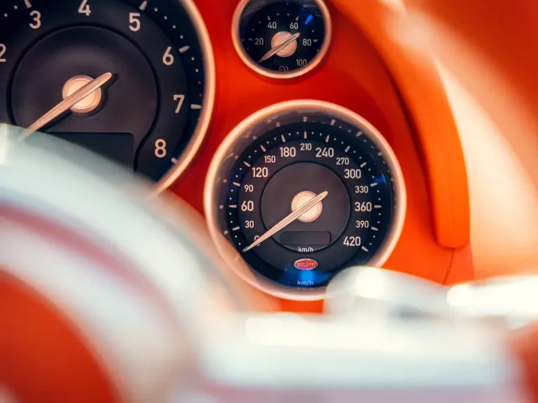 2010 Bugatti Veyron Grand Sport - Image 24 of 31