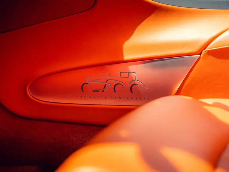 2010 Bugatti Veyron Grand Sport - Image 29 of 31