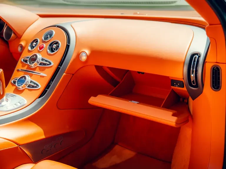 2010 Bugatti Veyron Grand Sport - Image 31 of 31