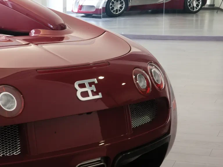 2010 Bugatti Veyron Grand Sport - Image 19 of 22