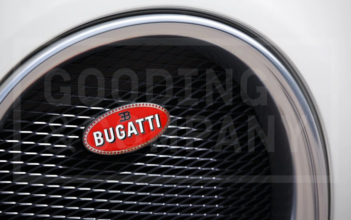 2010 Bugatti Veyron Grand Sport - Image 16 of 24
