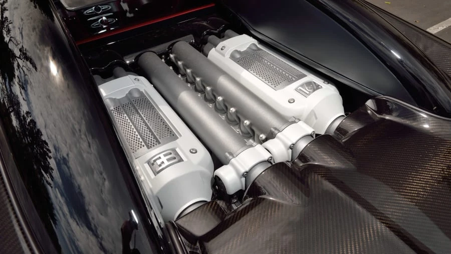 2010 Bugatti Veyron - Image 6 of 20