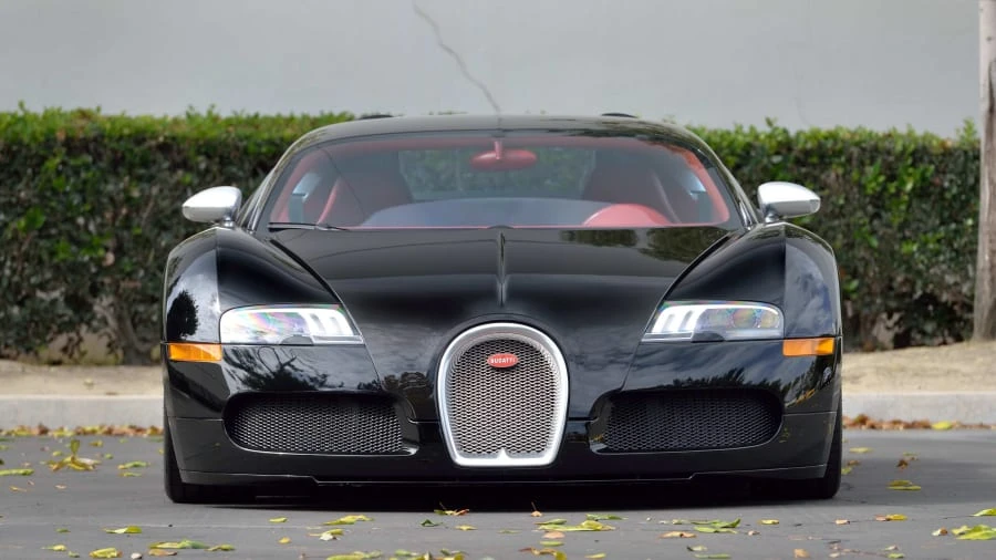 2010 Bugatti Veyron - Image 14 of 20